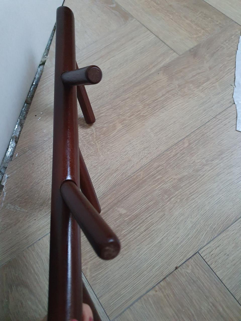 Wandkapstok bruin met 5 haken | garderoberek | Bayt stijl