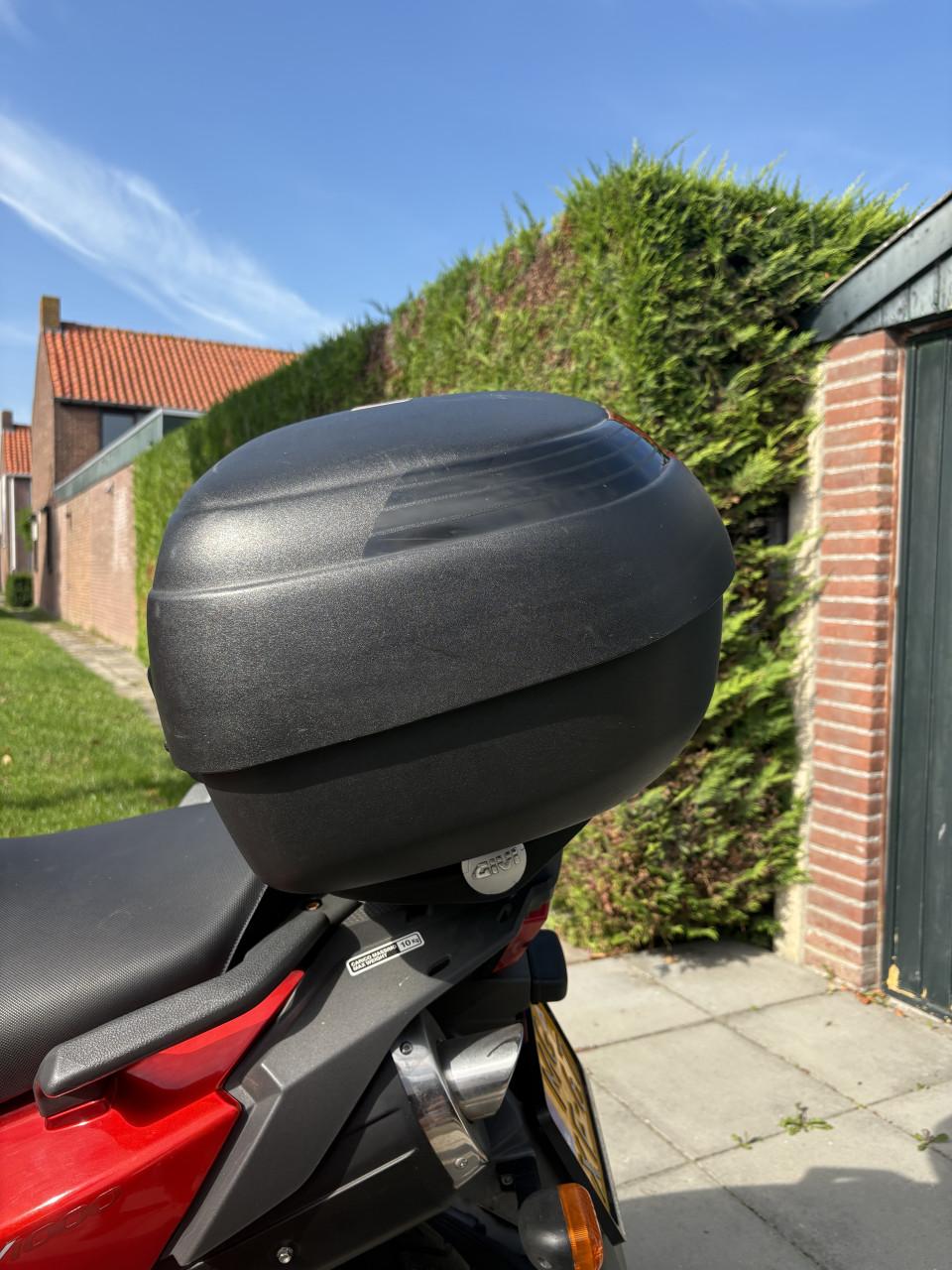 Aprilia ETV 1000 Caponord