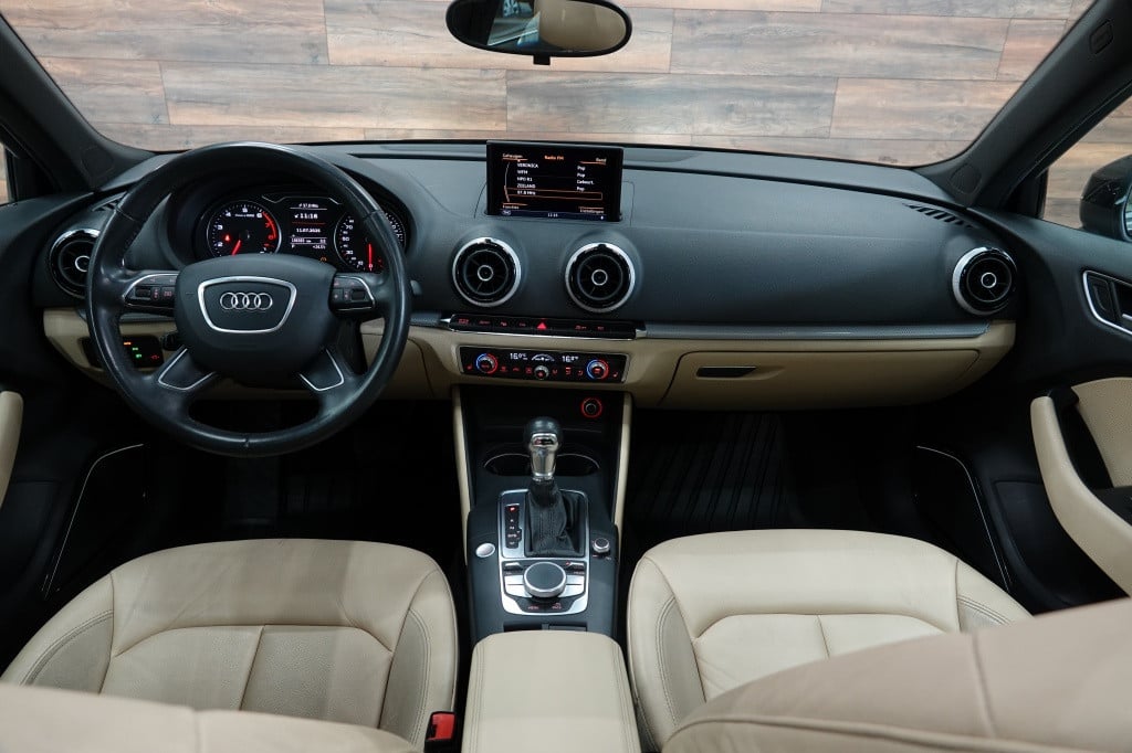 Audi A3 sportback 1.8 tfsi | pano | acc | lane assist | camera |