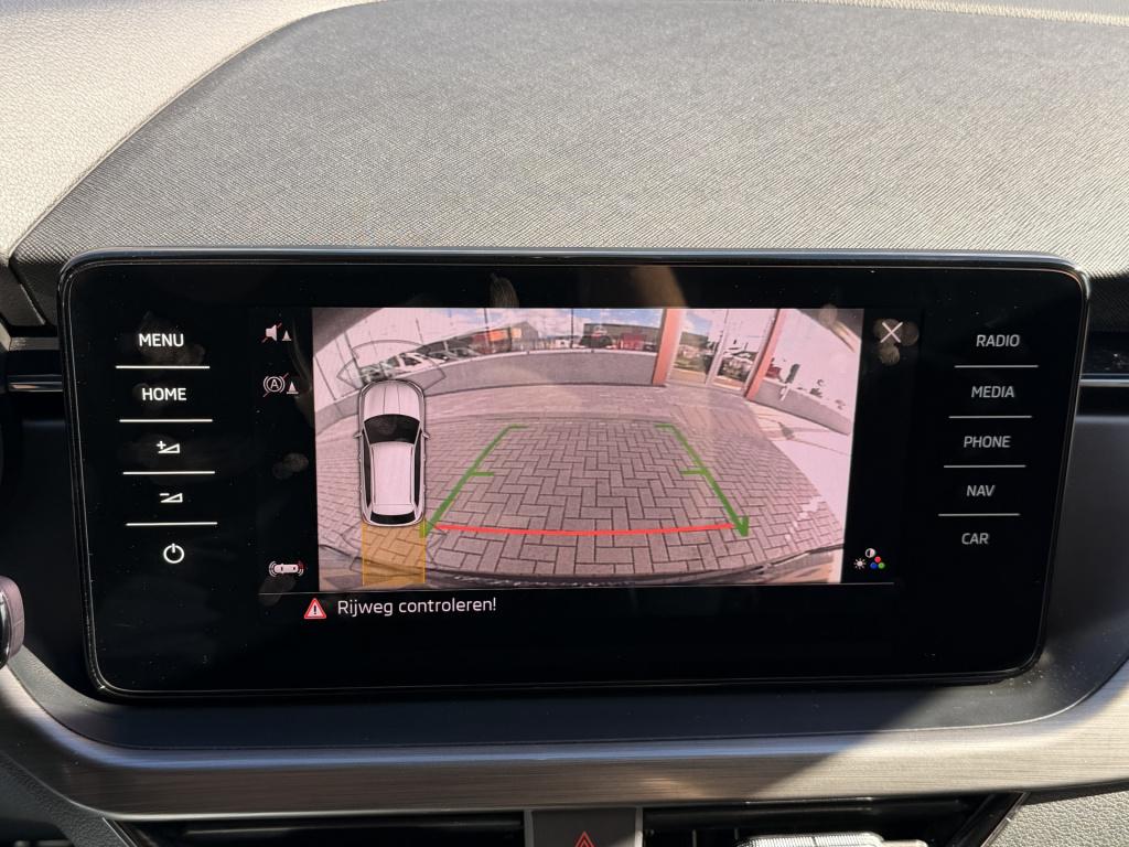 Skoda Kamiq 1.0 tsi scout line | apple carplay | lane assist | stoel/stuur 