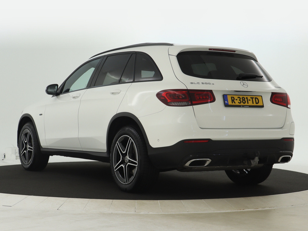 Mercedes-Benz Glc 300 e 4matic premium plus | trekhaak | panoramadak | sfee
