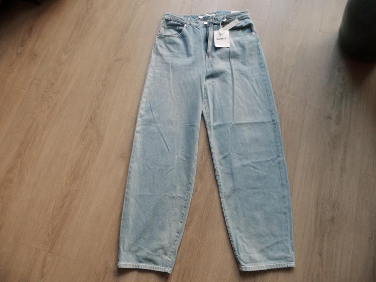 Jeans van Raizzed maat W31-L32.