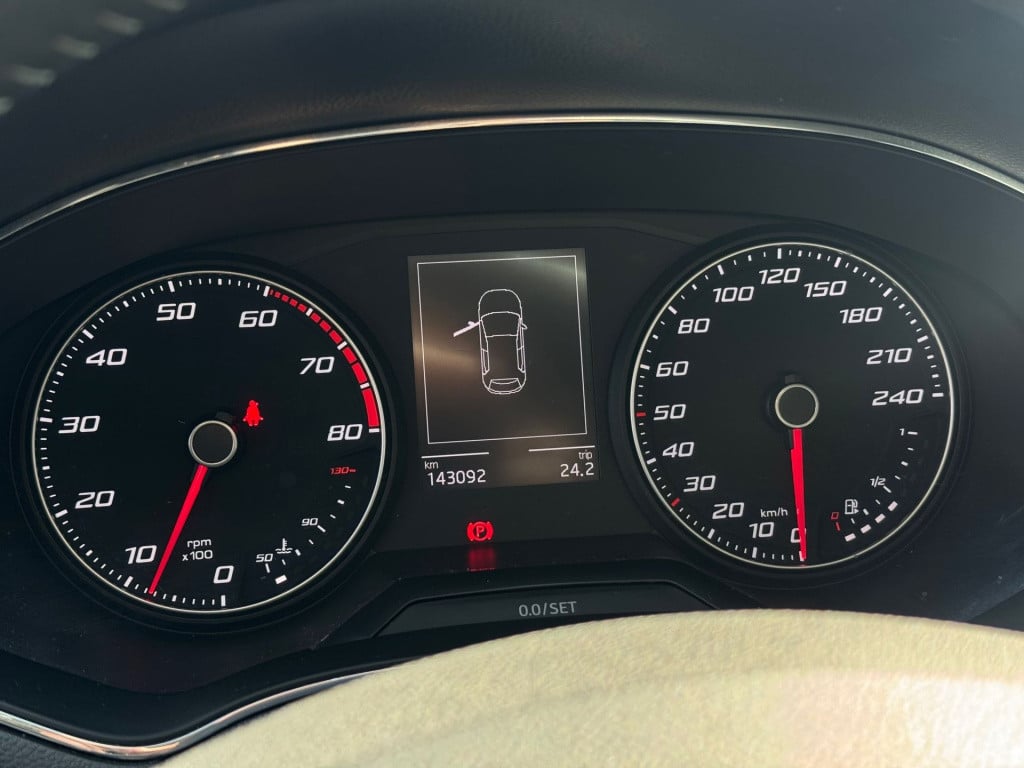 Seat Ibiza 1.0 style * cruise control * bluetooth * airco
