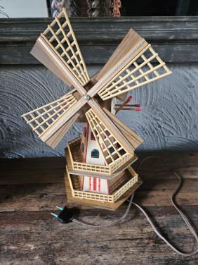 Decoratieve vintage Windmolen met verlichting en muziekdoos