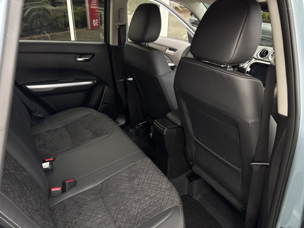 Suzuki Vitara automaat 1.5 hybrid style