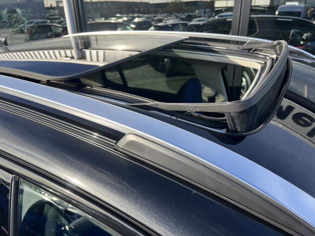 Lynk & Co 01 1.5td 261pk plug in hybrid black edition , pano dak , 360gr ca