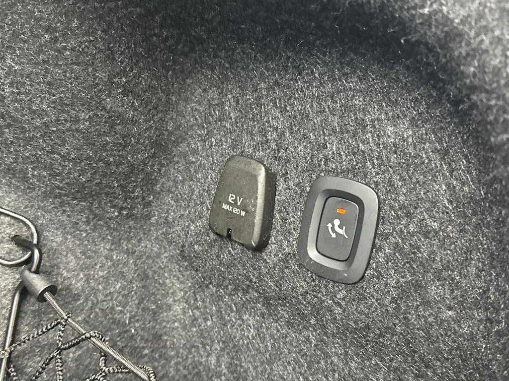 Volvo S60 t6 340pk recharge inscription| full options ! trekhaak