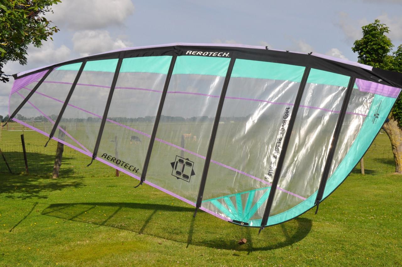 Fanatic Bee 317 met zwaard  - 195L zeer complete set