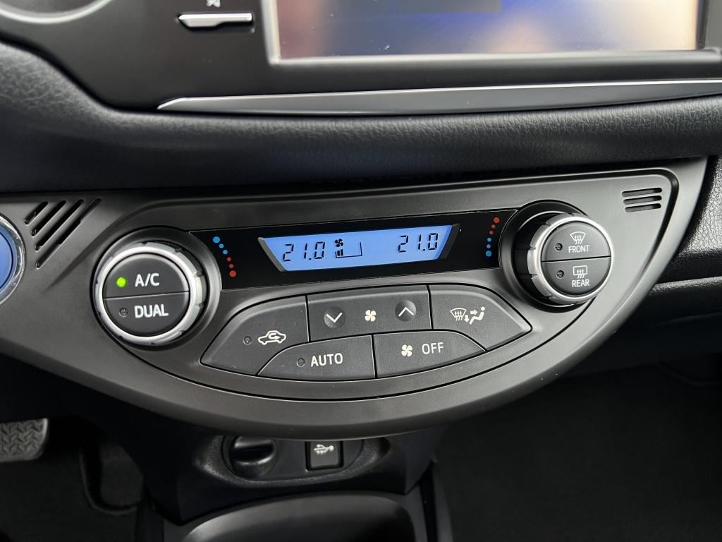 Toyota Yaris 1.5 hyb. premium | dealeronderhouden |