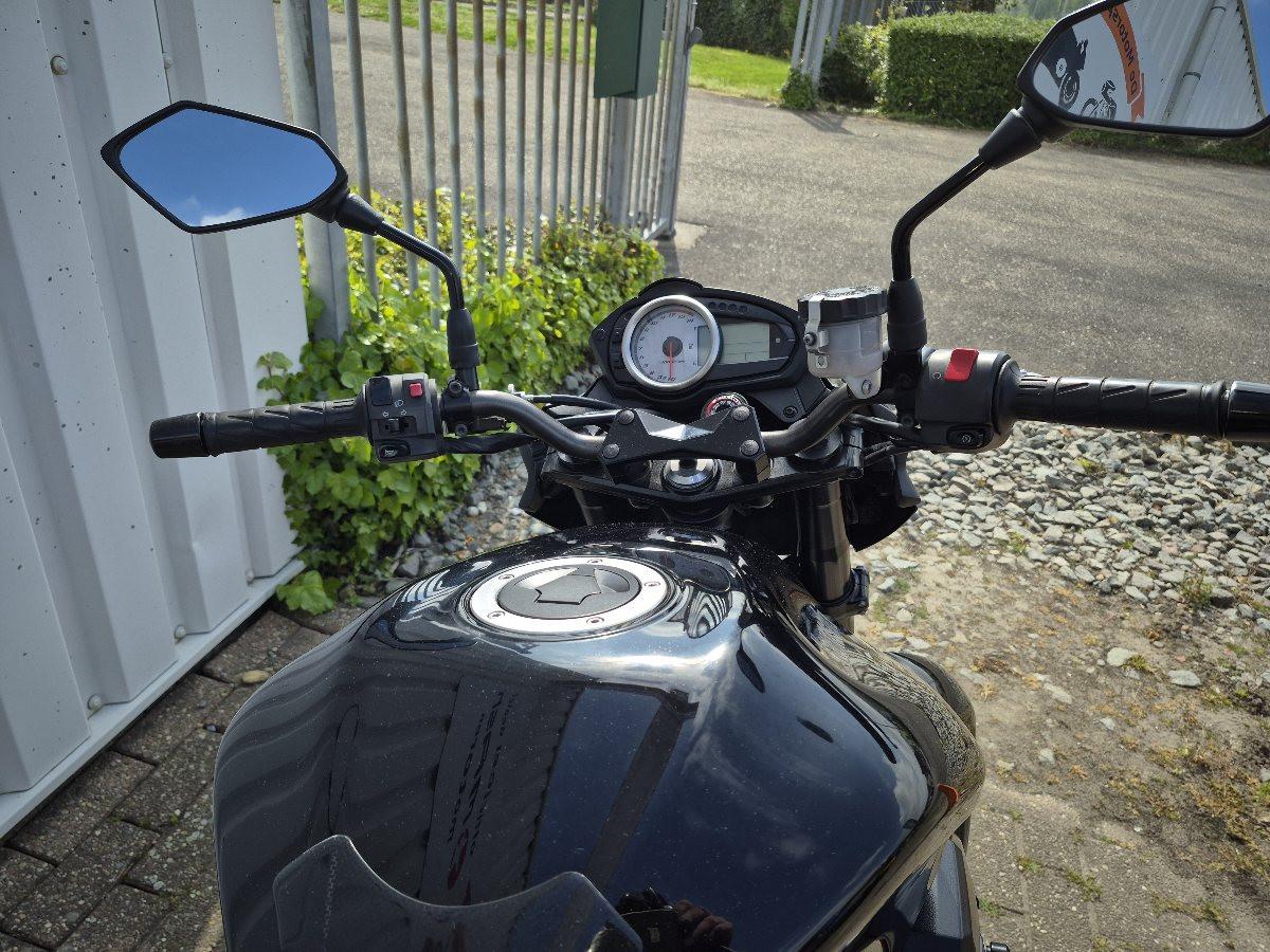 Kawasaki Z750 uit 2009