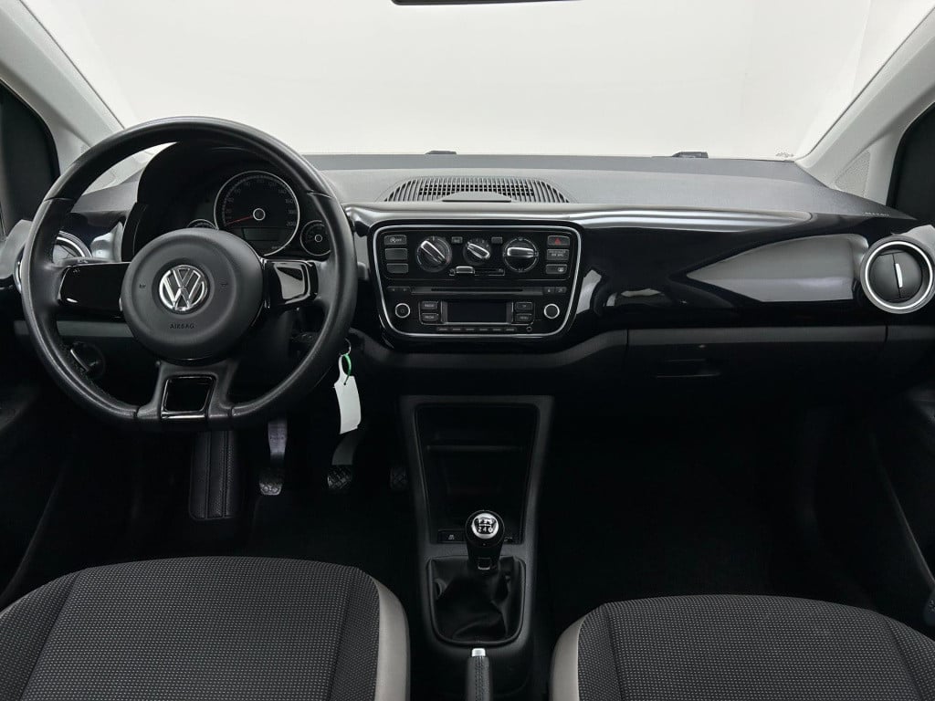Volkswagen UP! occasion 1.0 high up! bluemotion | zwart | airco | aux | twe