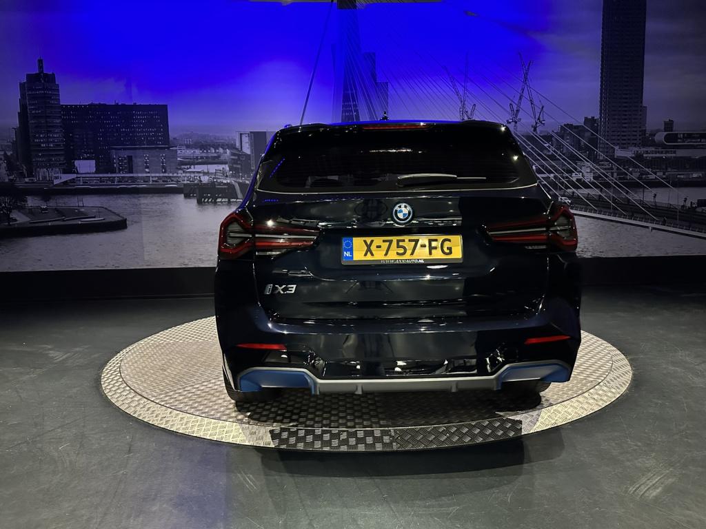 BMW Ix3 high executive 80 kwh *panoramadak*360camera*hud*harmankardon*