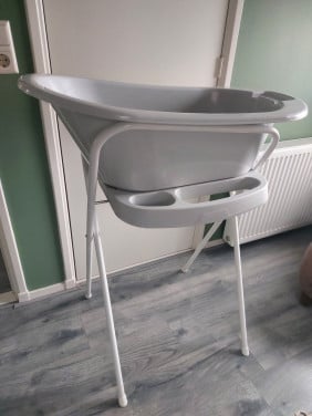 Bébé jou babybad met standaard