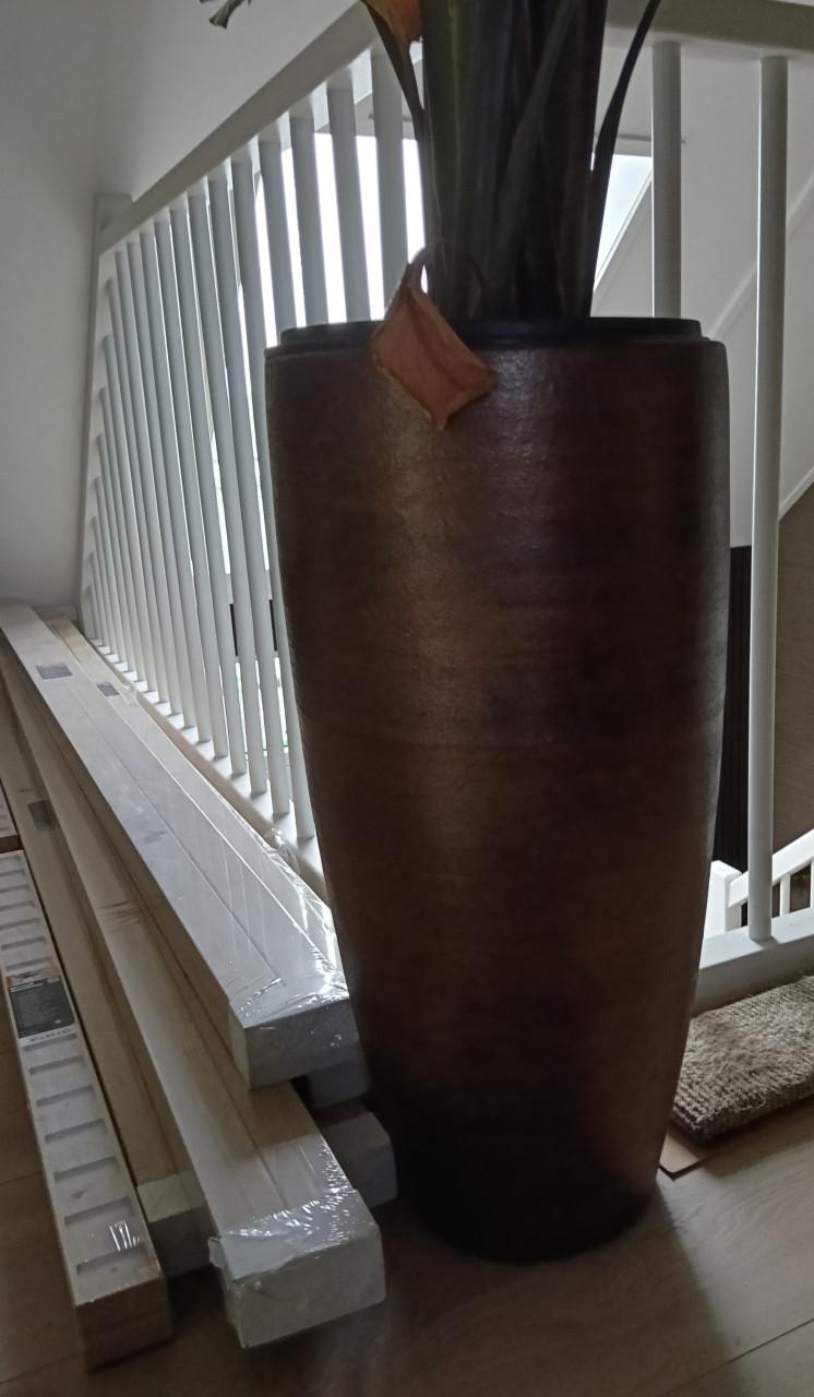 Grote stenen koperkleur vaas 70 cm
