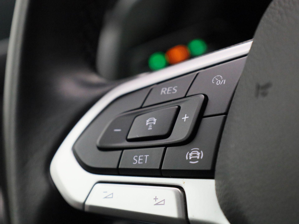 Volkswagen Golf 1.5 tsi | virtual cockpit | navigatie | dab | stoel/stuur v