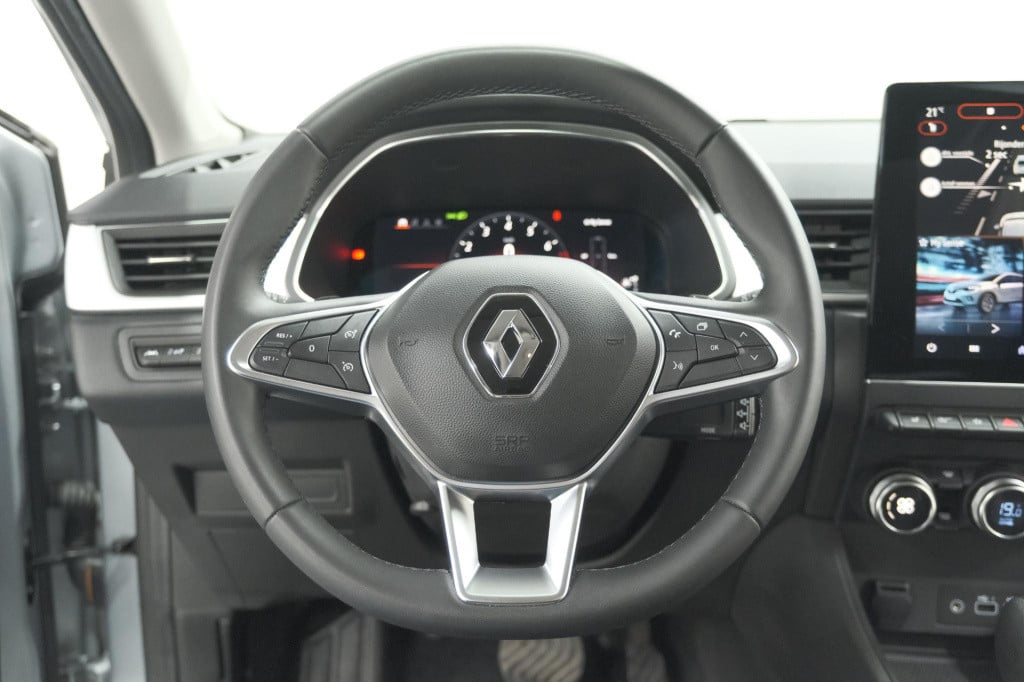 Renault Captur tce 140 edc techno | camera | 9.3 inch groot scherm | stoelv