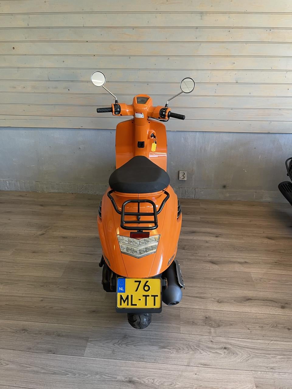 Scooterpromo Goes BTC insetto 125 cc