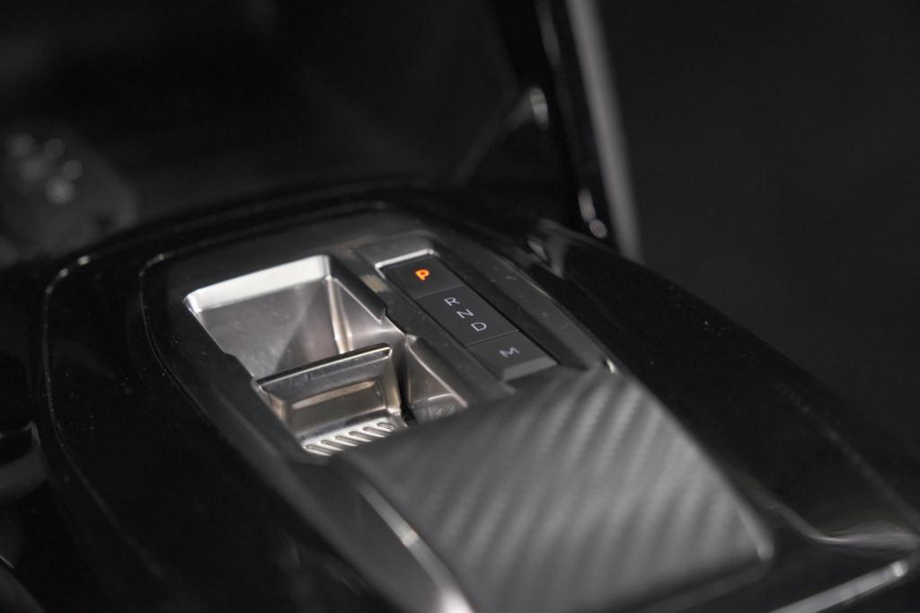 Peugeot 2008 puretech 130 eat8 gt | camera | apple carplay | parkeersensore