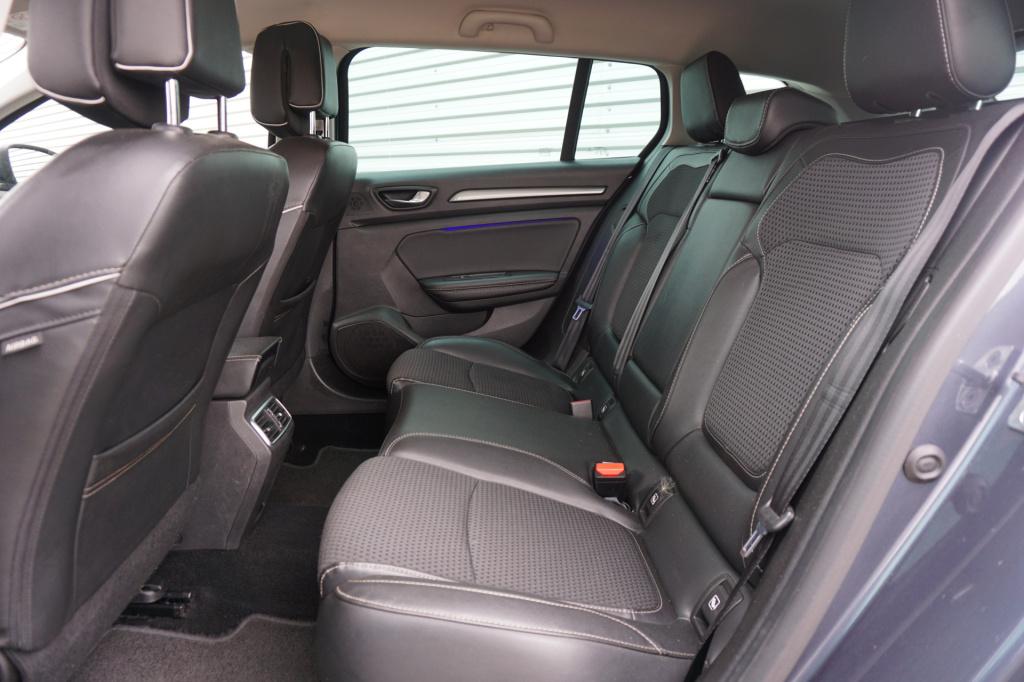 Renault Megane 1.2 tce bose climate / navi / cruise / sfeerverl. / massage 