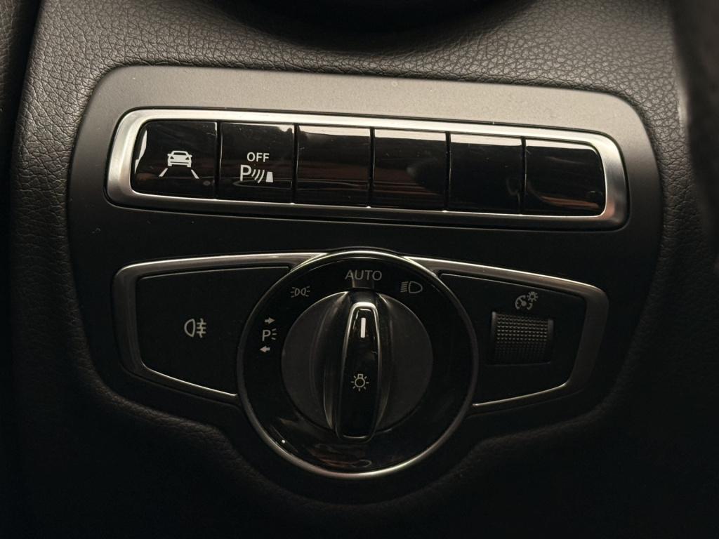 Mercedes-Benz C-Klasse 180 prestige | schuif/kanteldak | trekhaak | stoelve