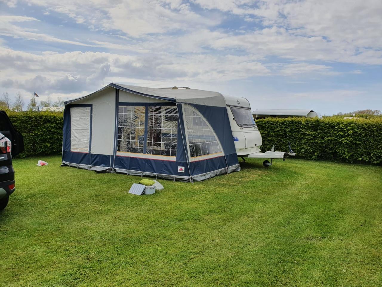 Caravan Hobby Excellent 400SB
