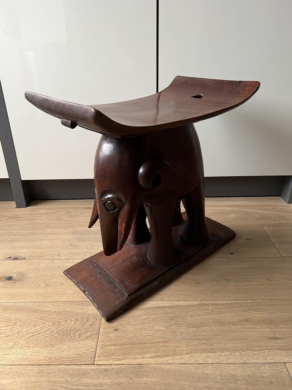 Ashanti/Asante houten olifant. Ghana jaren 60