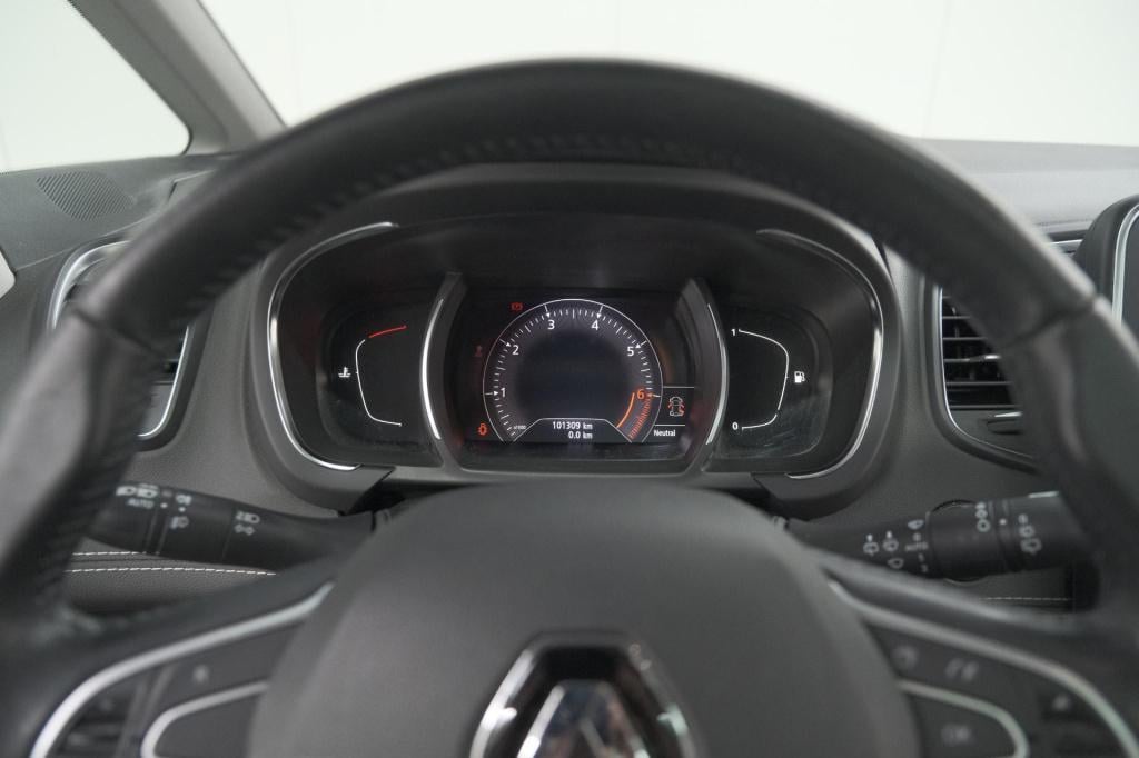 Renault Scenic tce 140 intens | trekhaak | camera | panoramadak | navigatie