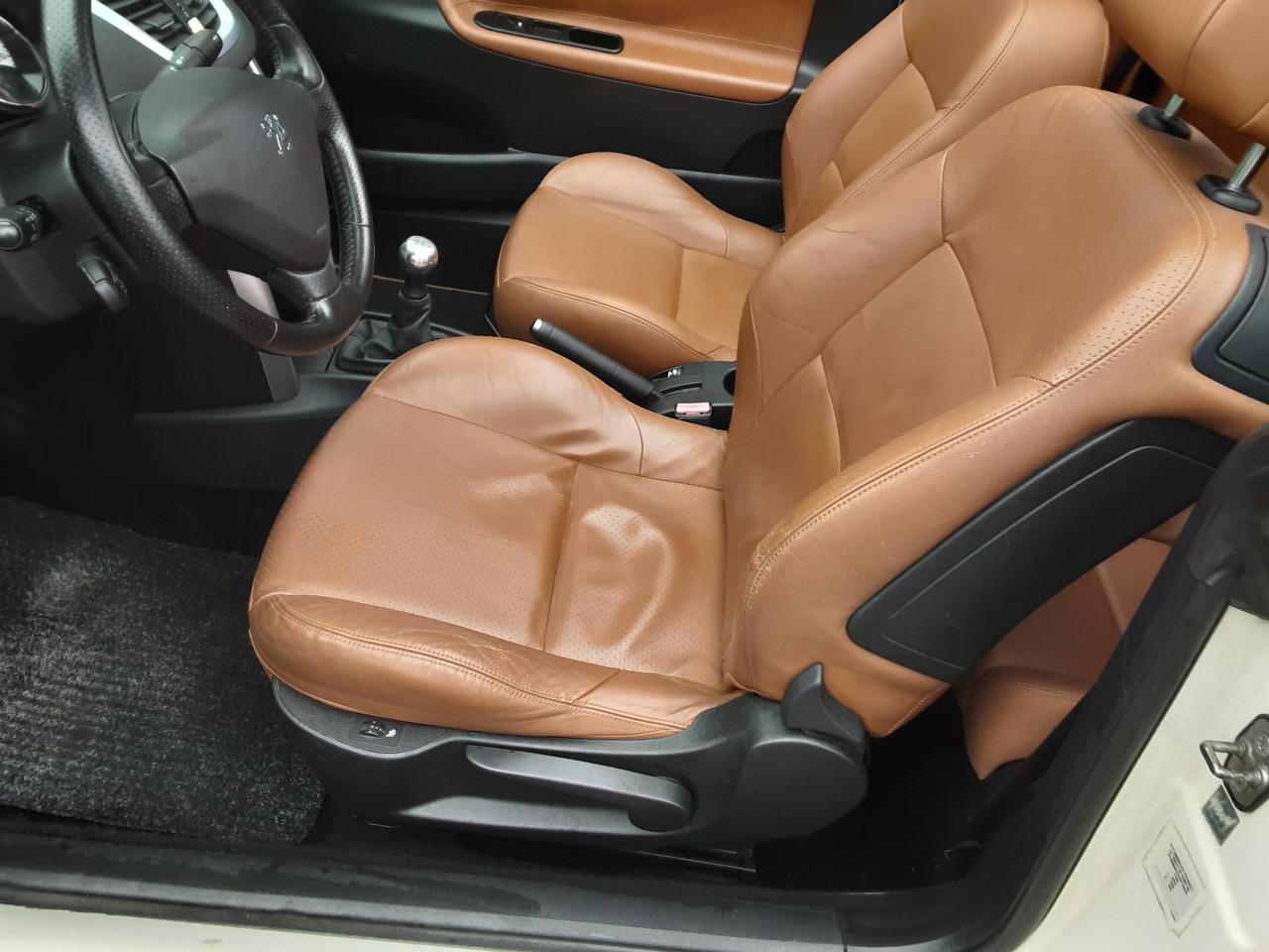 Peugeot 207 CC 1.6-16V T Sport