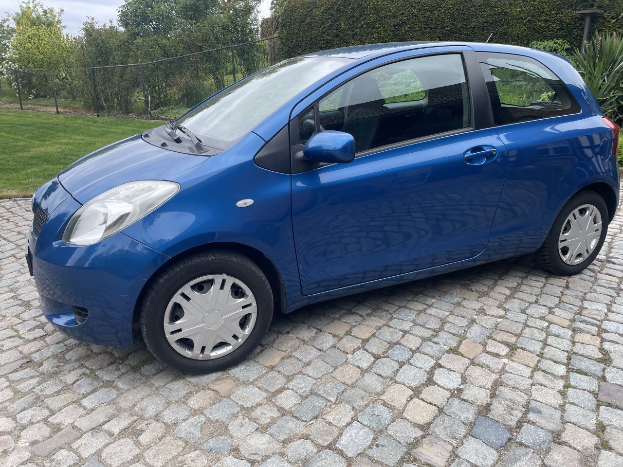 Toyota  Yaris 1.3 16V Vvt-i