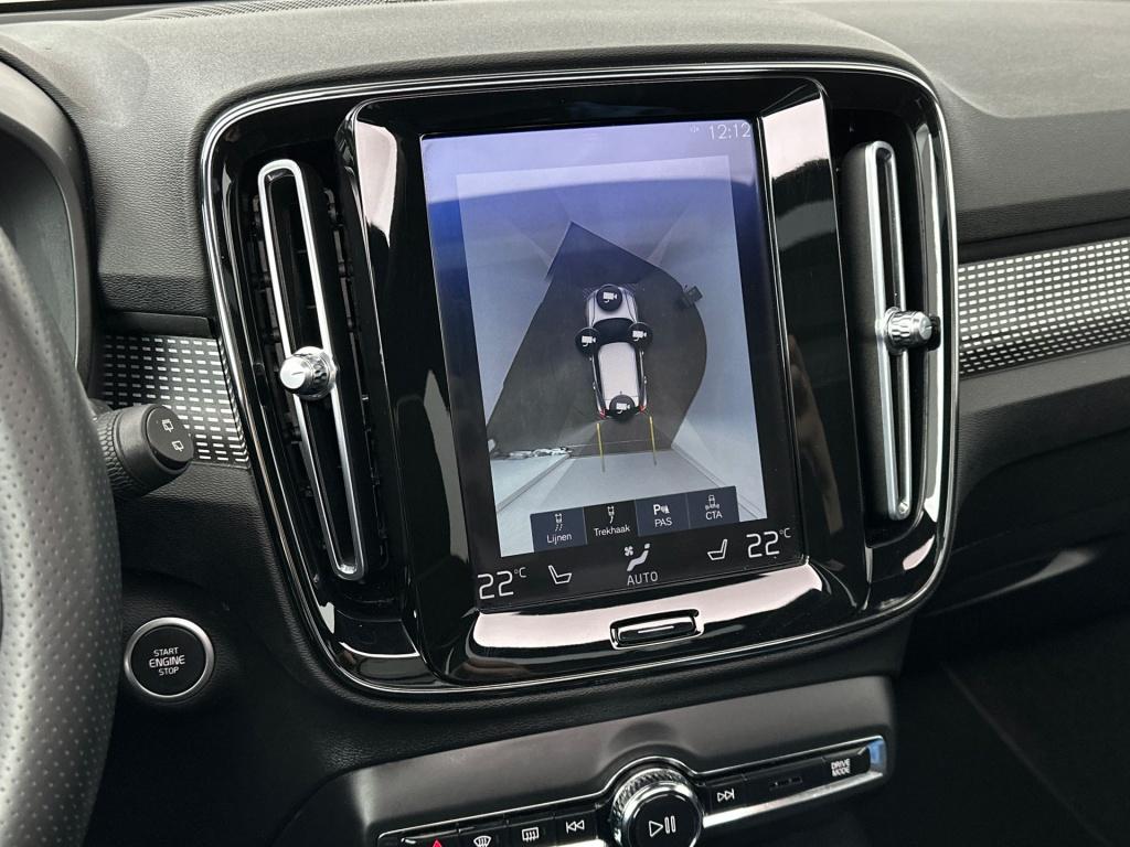 Volvo XC40 t5 262pk recharge r-design| pano| 360camera| adap.cruise| trekha
