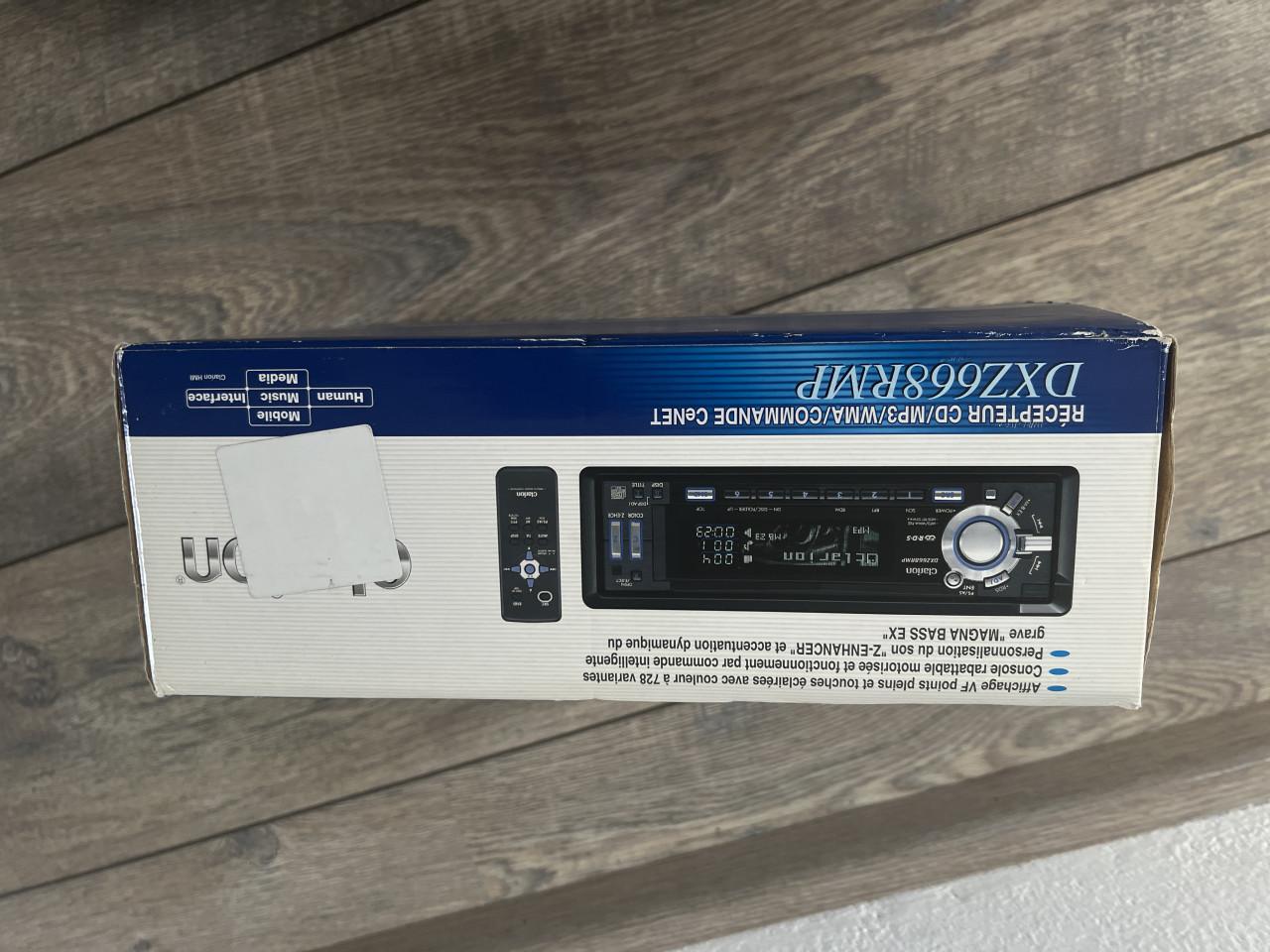 Clarion DXZ668RMP autoradio CD/MP3 compleet in doos ZGAN.