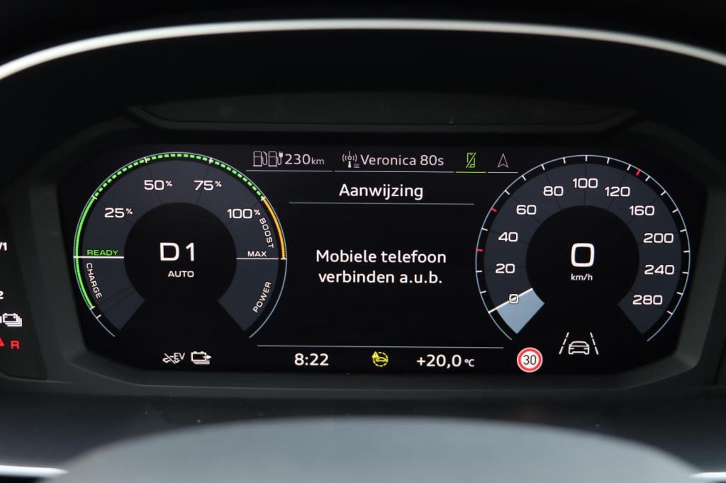 Audi Q3 45 tfsi e s edition 245pk s tronic | soh 99,7% |