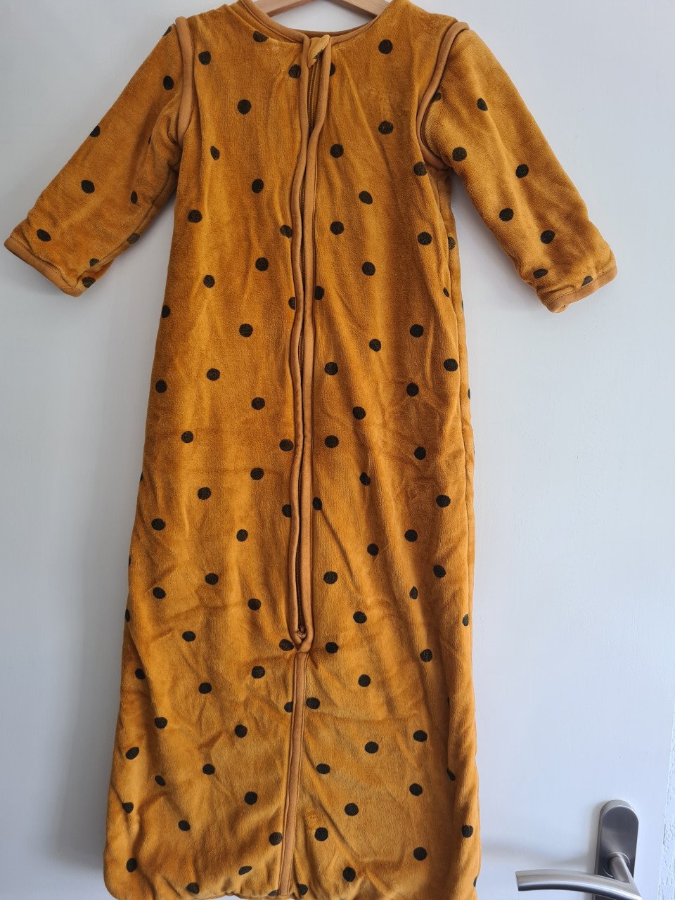 2 X mosterdgeel  slaapzak met afritsbare mouwen Hema  Mt 86-104 samen €5