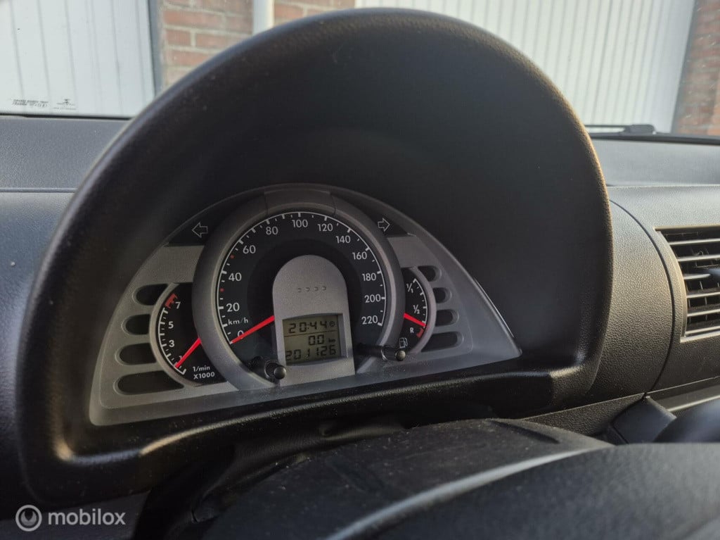 Volkswagen Fox 1.4 origineel nl / airco / nieuwe apk