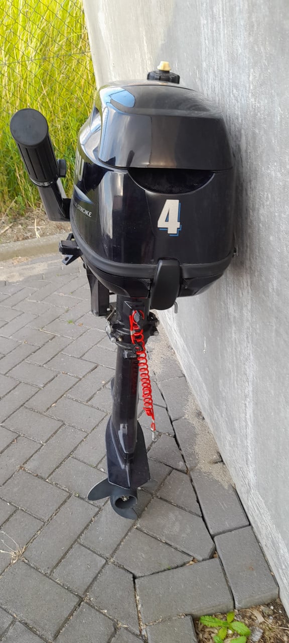 Tohatsu buitenboordmotor.