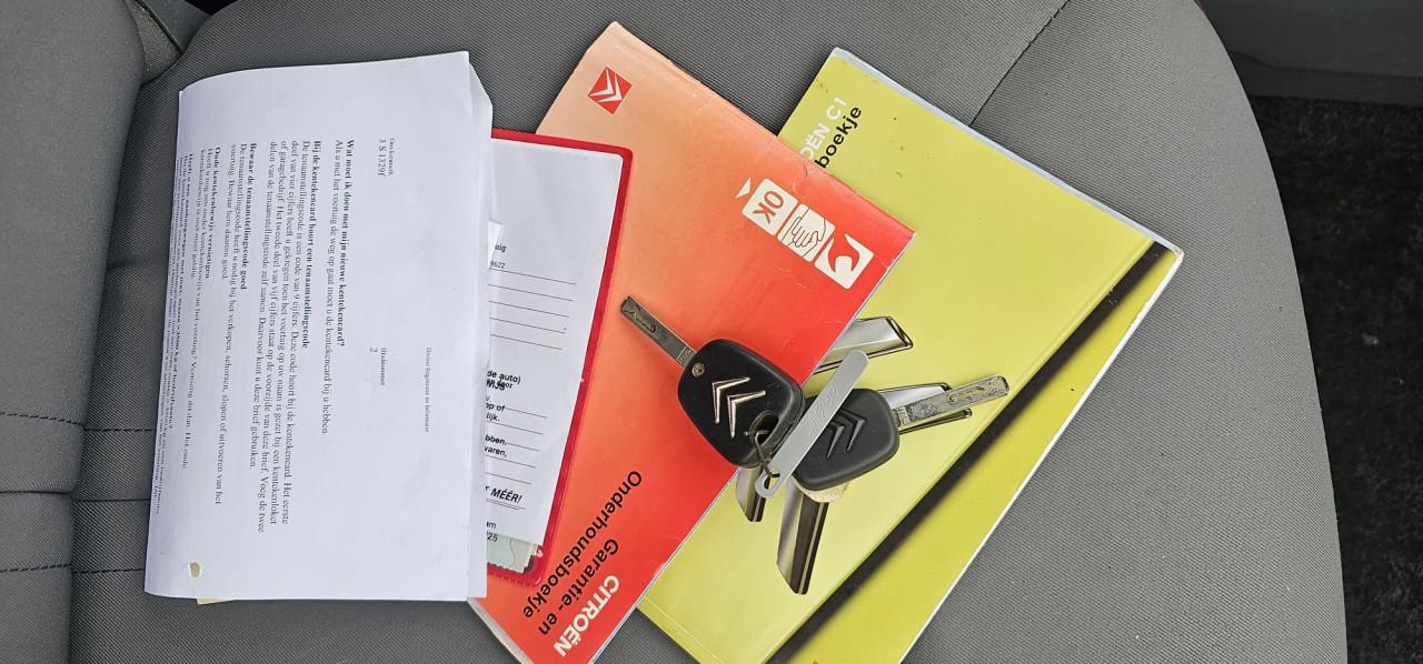 Citroen C1 1.0-12V Ambiance Airco! Met 1 Voljaar Apk!