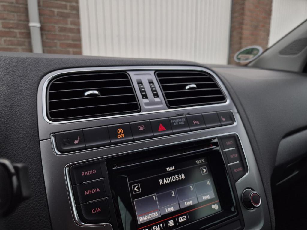 Volkswagen Polo 1.2 tsi lounge / 5- deurs / cruisecontrol / stoelverwarming