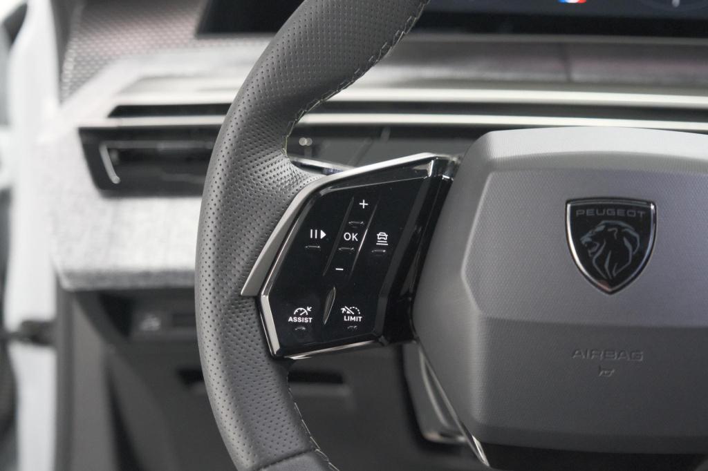 Peugeot 3008 1.2 hybrid 145 gt | camera | adaptieve cruise control | elektr