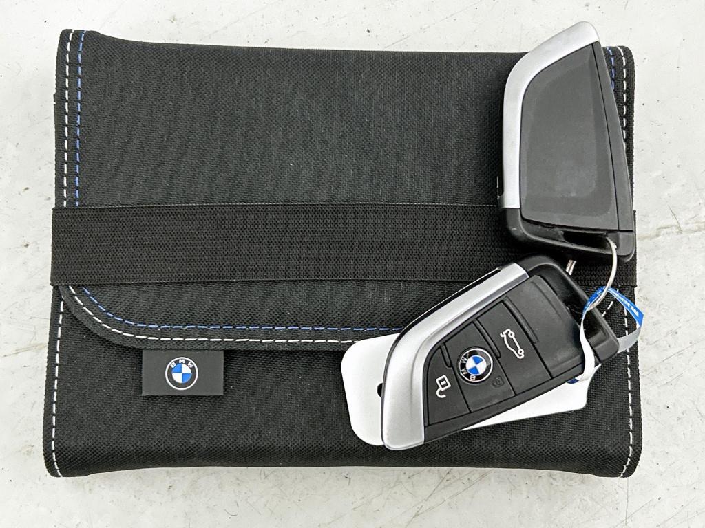 BMW X1 xdrive25e high executive | automaat | leder | parkeer sensoren | nav