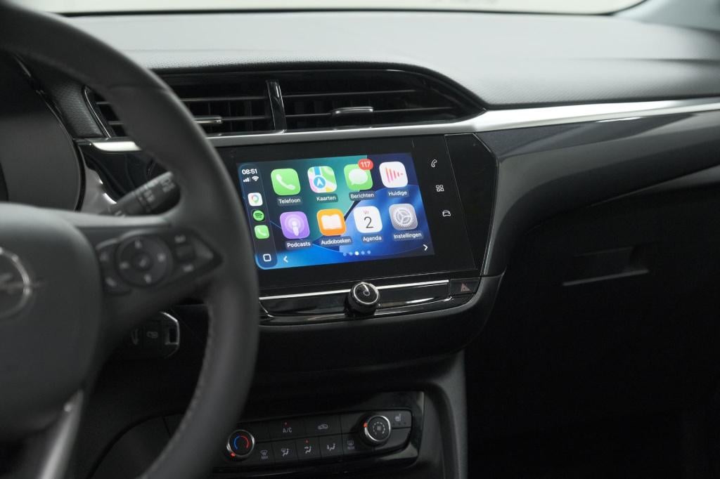 Opel Corsa turbo 100 level 3 | stoelverwarming | navigatie | parkeersensore