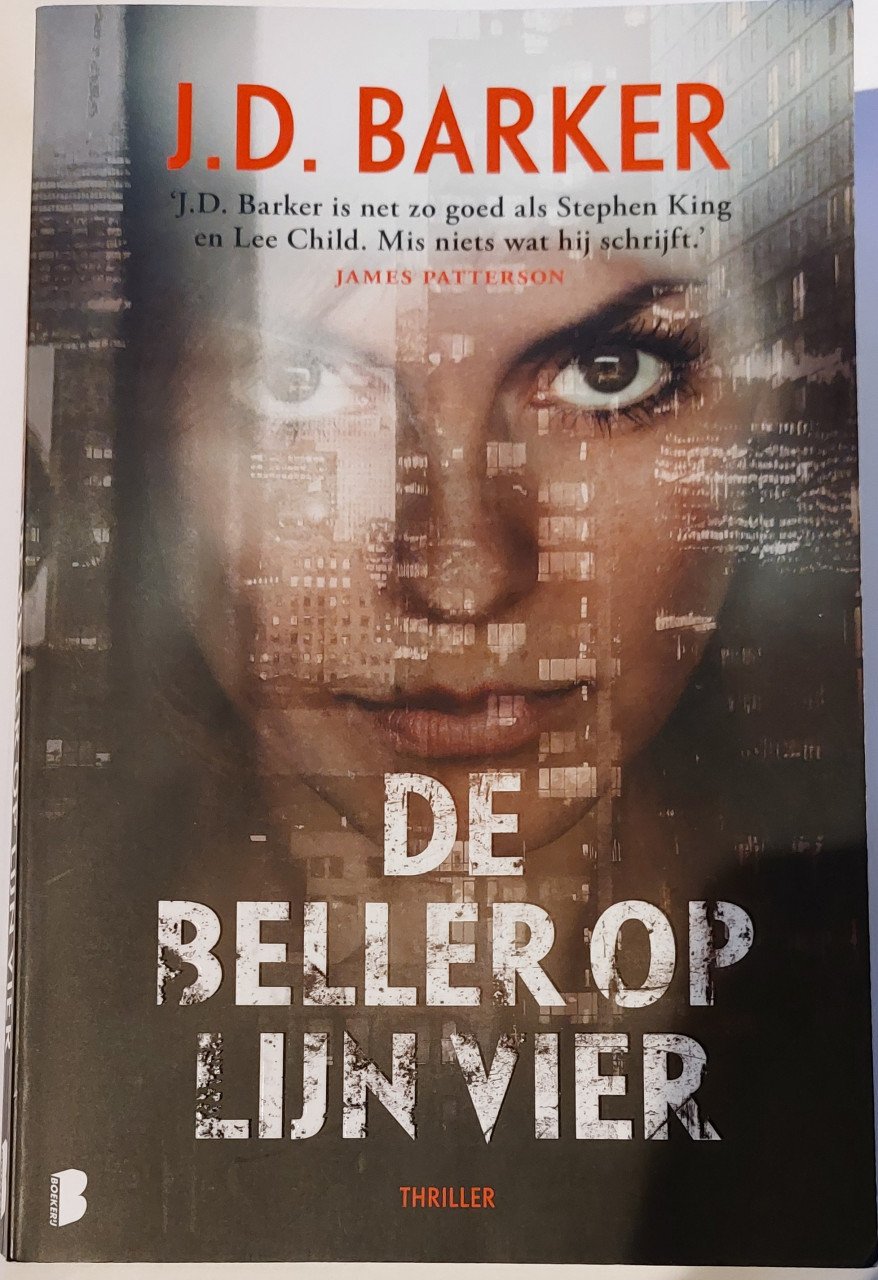 J.D. Barker - De beller op lijn vier