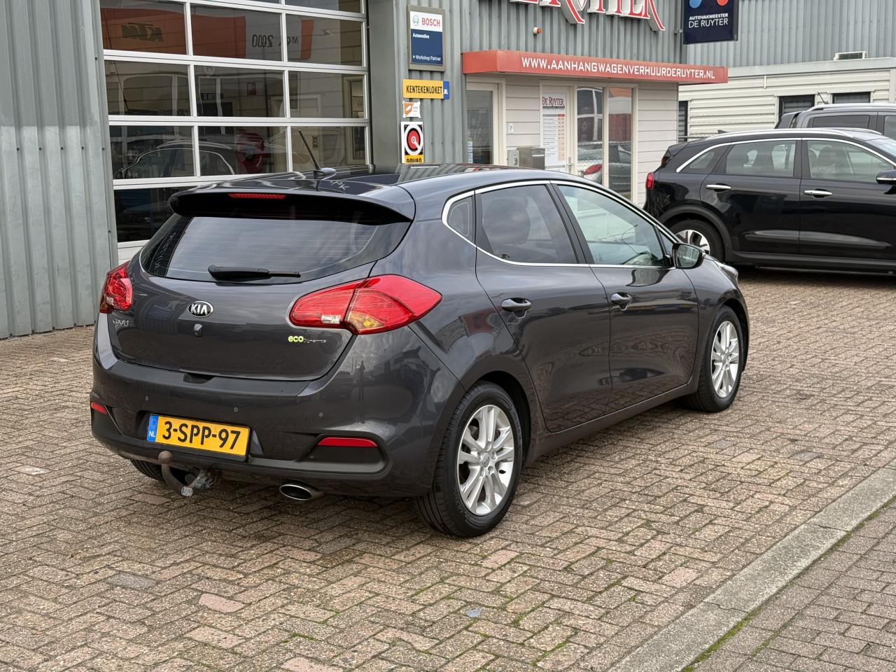 Kia Cee'd - 1.6 GDI Business Pack