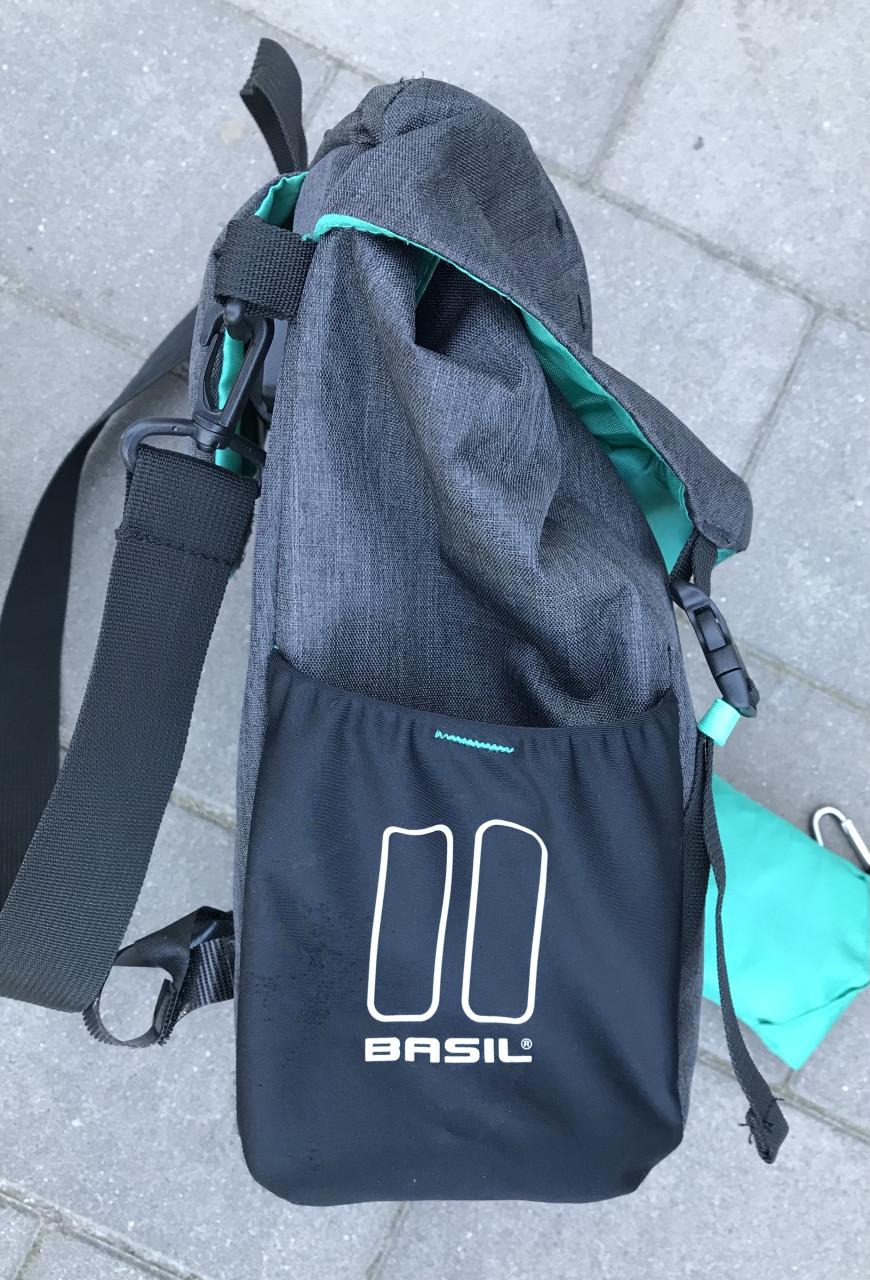 Basil fierstas als nieuw
