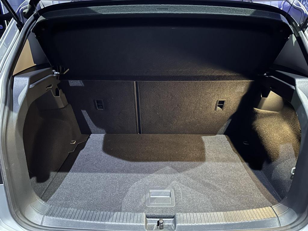 Volkswagen T-cross 1.0 tsi style *led*camera*appconnect*navi*