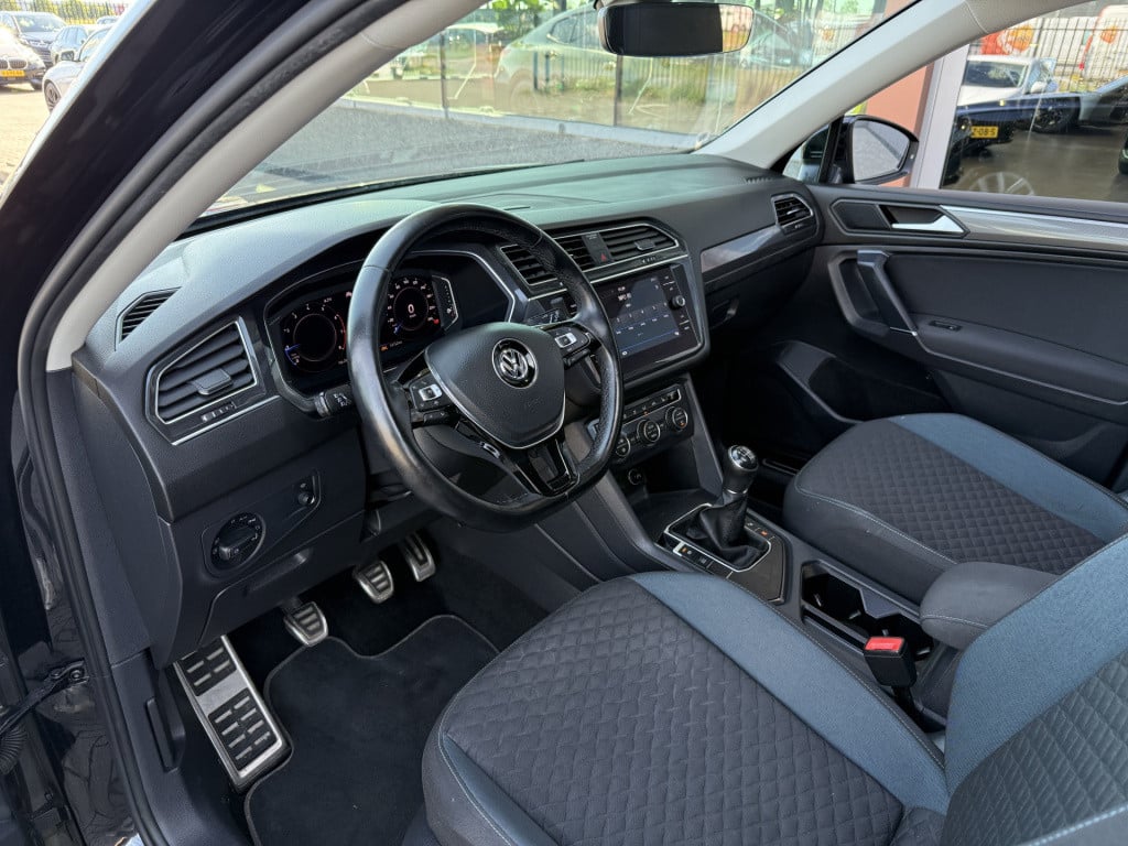 Volkswagen Tiguan Allspace 1.5 tsi comfortline business 7p. | vc | pano | 3