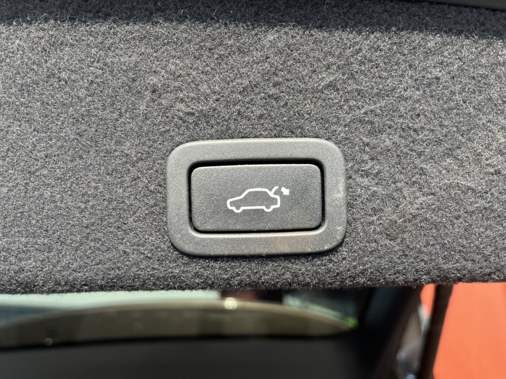 Volvo XC60 2.0 t5 fwd momentum | stoel/stuurverw. | keyless | memory | came