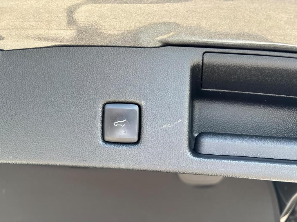 Ford Kuga phev 225pk st-line x,winterpakket , carplay , adaptive cc