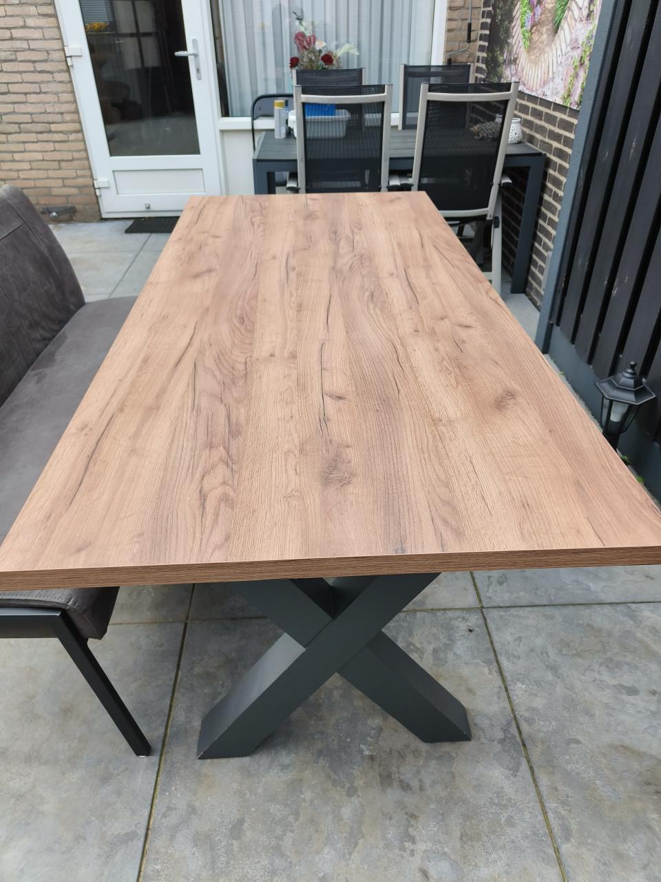 Eettafel met eetzitbank 190x90