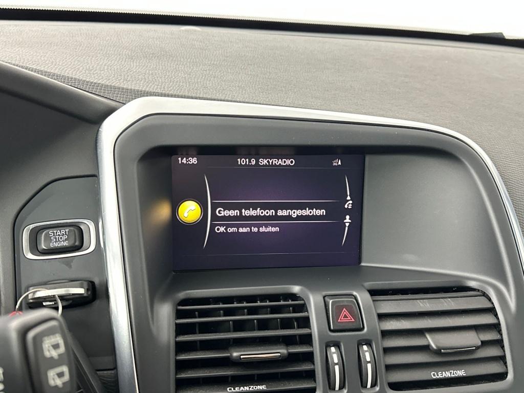 Volvo XC60 t5 gt polar+ | parkeerverwarming op brandstof | schuifdak