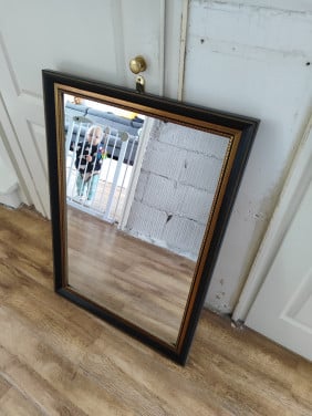 Spiegel 71.5 x 101 cm